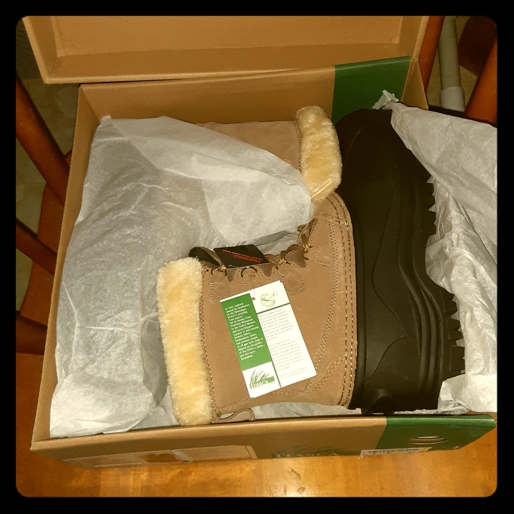 Winter boots